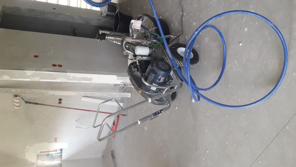 GŁADZIE, tanio szpachlowanie, malowanie zabudowa z płyt G-K. PIANA PUR