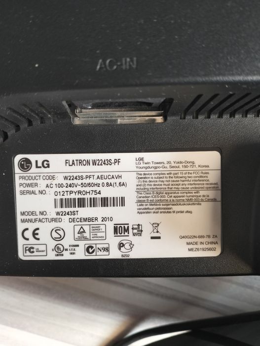 Monitor LG Flatron W2243S