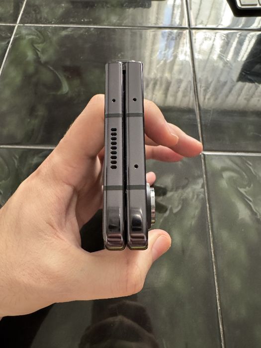 Samsung Z Fold 5 12/256Gb