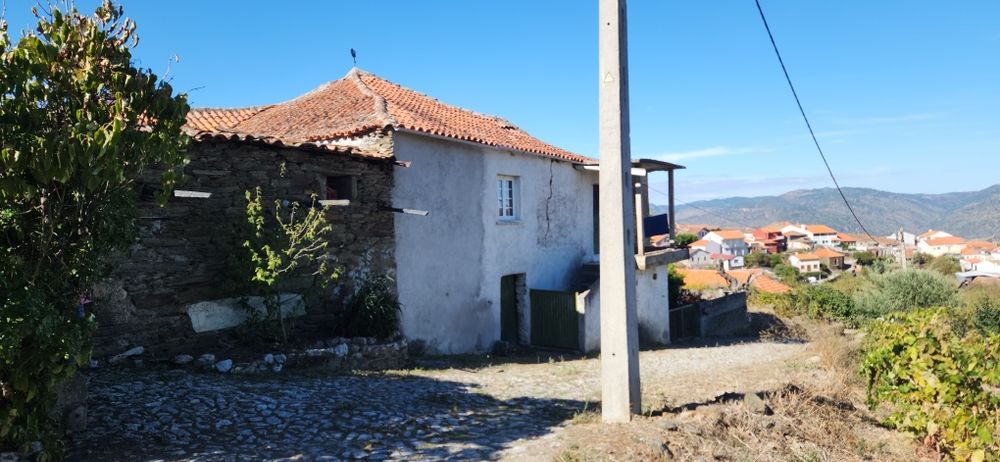 Moradia T4 à venda em Vilarouco e Pereiros, São João da Pesqueira — foto 12