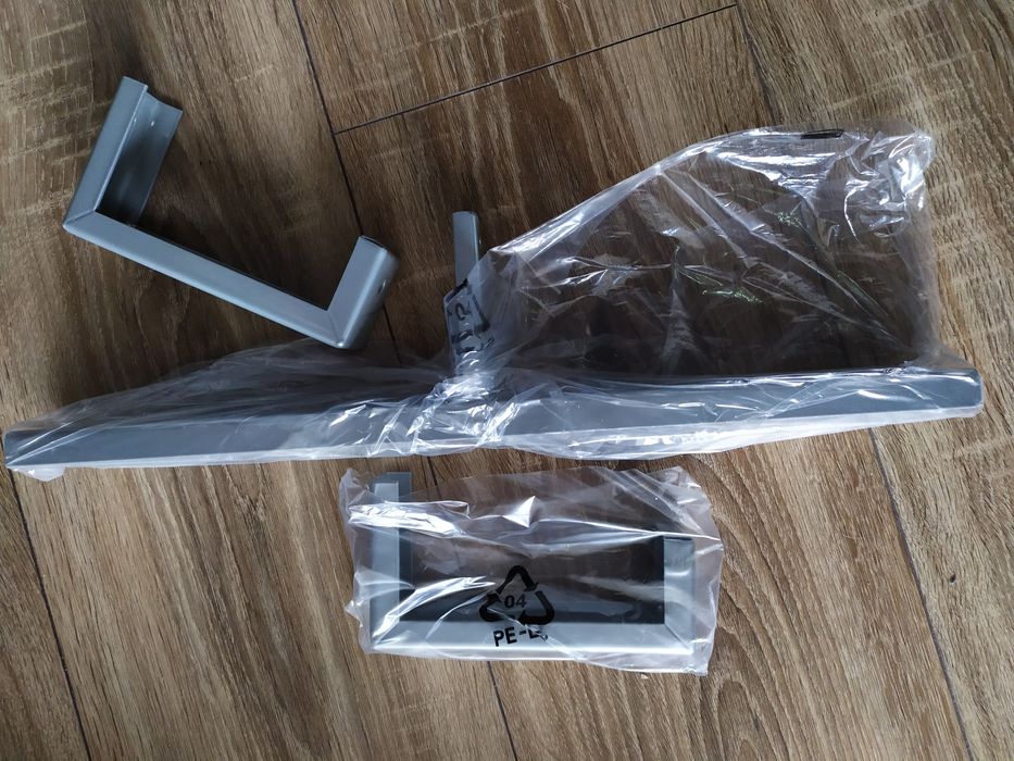 Uchwyt Ikea srebrny 48x22 cm tuner dekoder