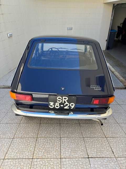 Fiat 127 clássico original.