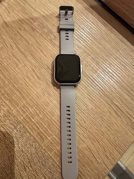 Nowe smartwatche różne kolory