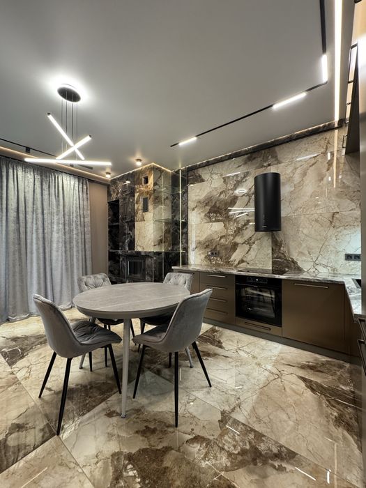 Продаж стильного 4кімнатного котеджу