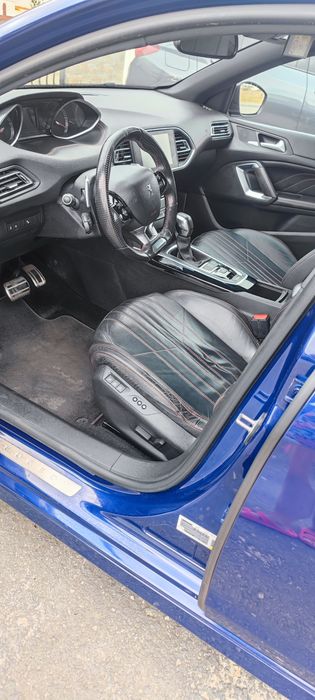 Peugeot 308 GT Line 1.6 BlueHDi 120cv EAT6 Automático | Teto Panorâmico