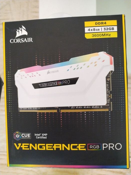 Оперативна пам'ять G.SKILL F4-4400C 19D-32GTRS