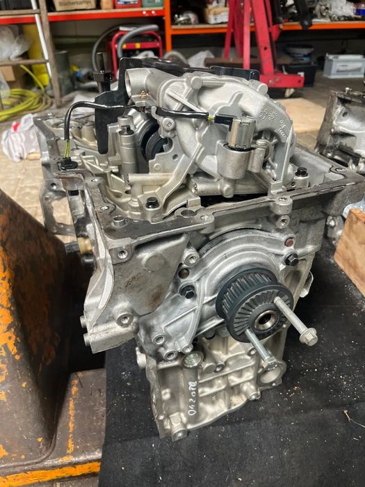 kompletny dol silnika d420t8 blok wal tloki volvo 2.0 d s90 xc90 v60 xc60 s60 idealny 25 tys km