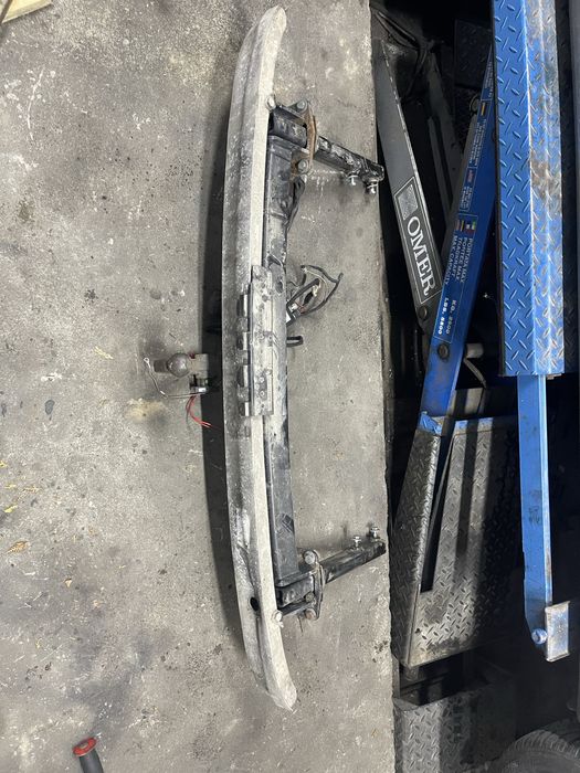 Mercedes w211 kombi hak westfalia