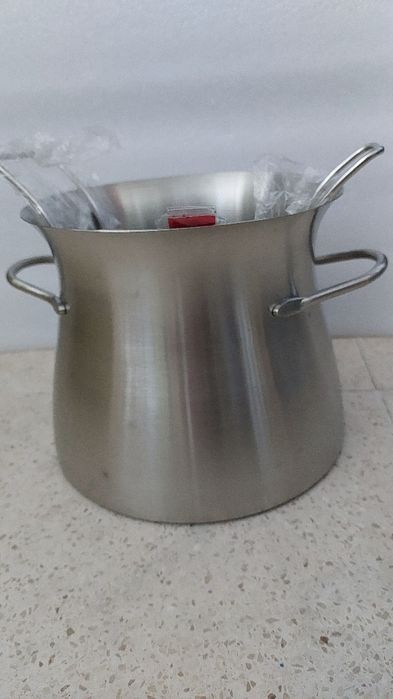 Foundue  por estrear