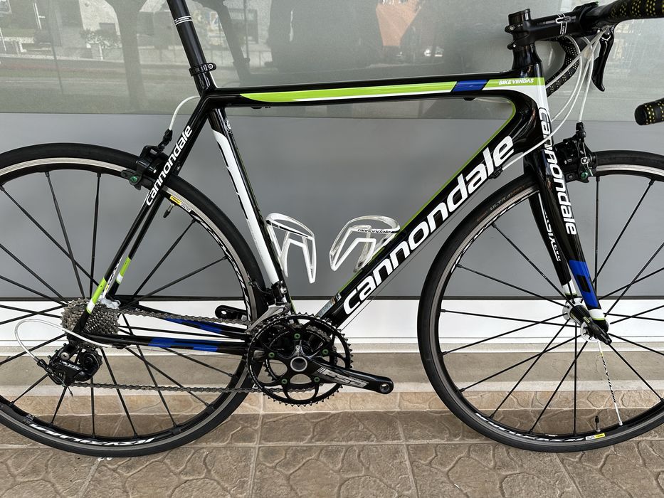 Bicicleta de estrada Cannondale - rodas mavic