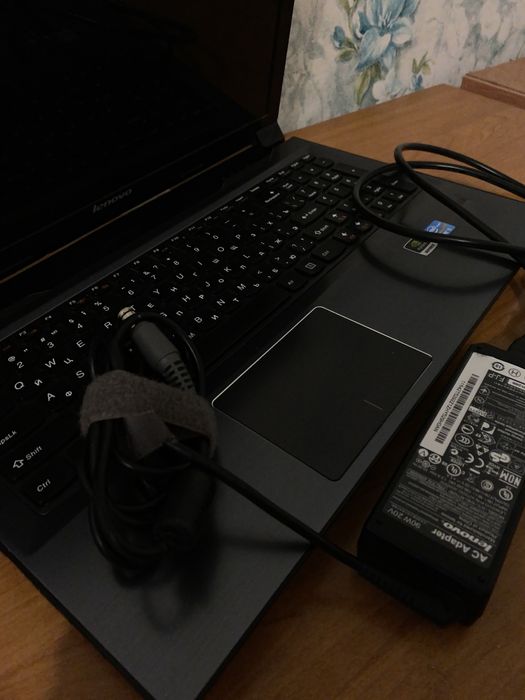 Ноутбук Lenovo V580