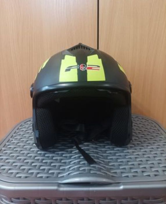 Стильный мотошлем RIDE / STRENGTH – лёгкий, удобный