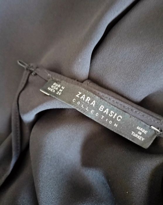 Śliczna czarna zwiewna bluzeczka Zara Basic rozm M