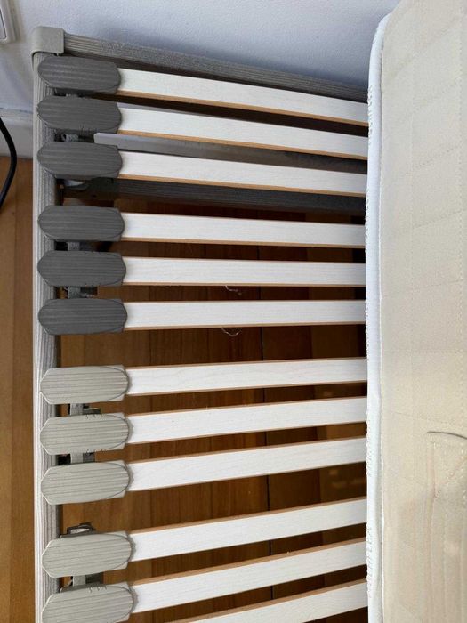 Cama, deck de ripas e Colchão Molaflex com novo