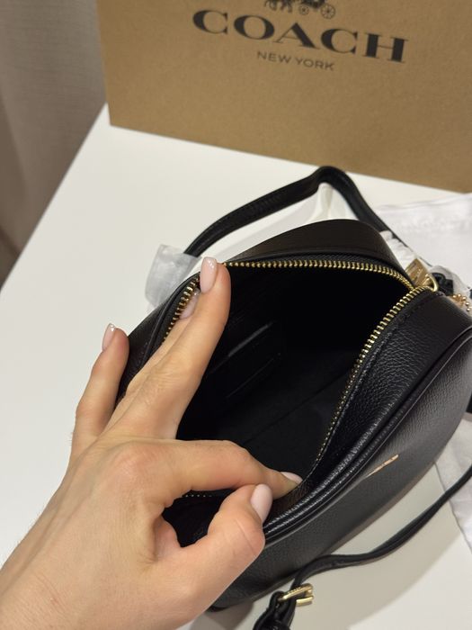 Сумка кросбоді Coach чорна шкіряна через плече crossbody сумочка mini