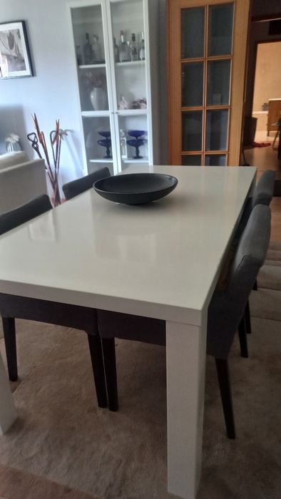 Mesa  Sala jantar - 6 pessoas