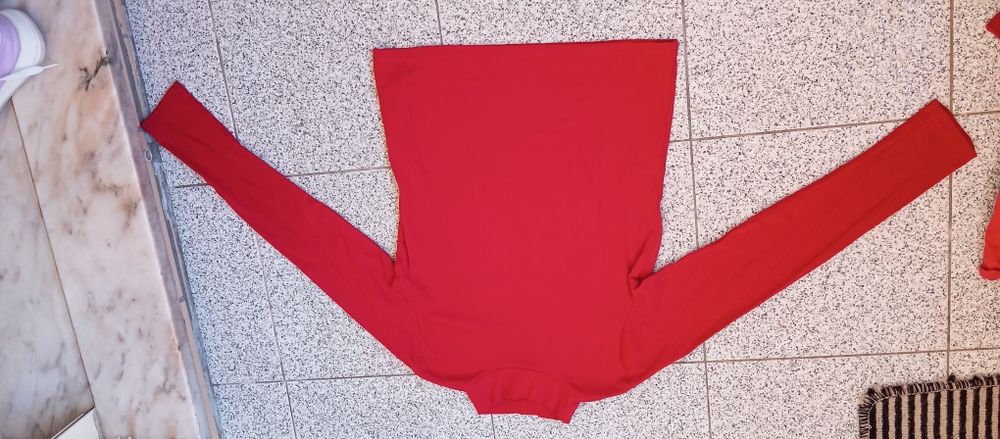 Várias peças roupa criança