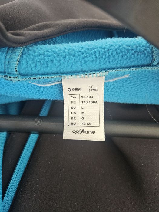 Zestaw kurtka przeciwdeszczowa, sofhell i bluza, rozmiar L