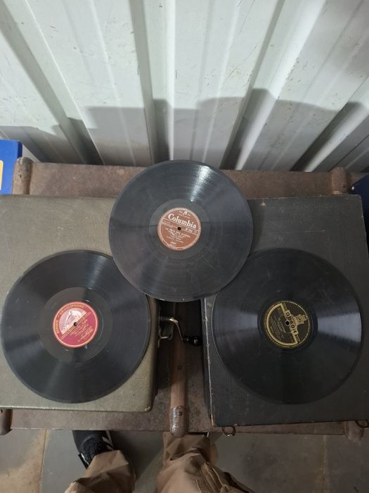 Gramophone + 4 discos