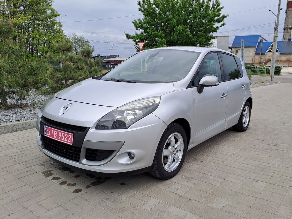 Renault Scenic 1.6 газ/бензин