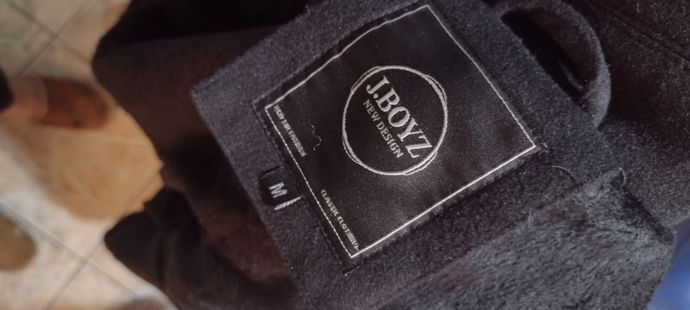 Płaszcz męski zimowy ocieplany M nowy czarny