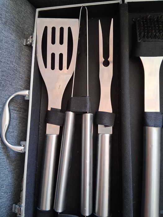 zestaw akcesorii do grila