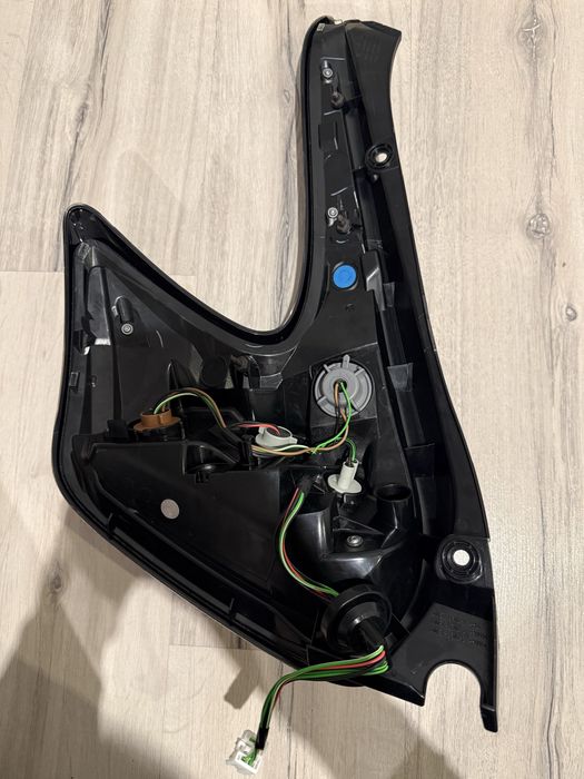 Lampa tył prawa Nissan Juke I F15