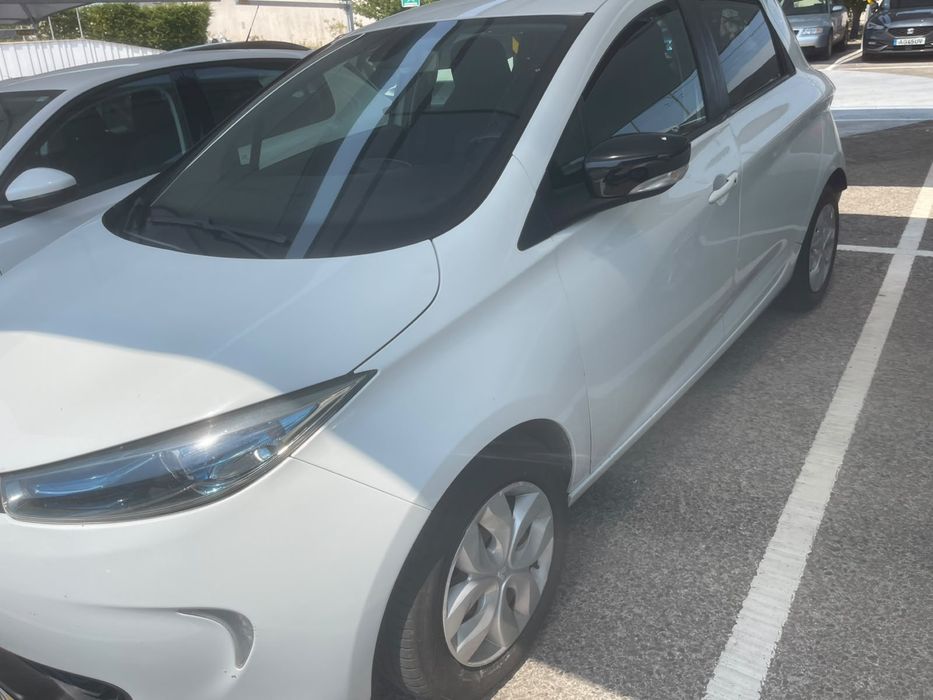 Renault Zoe ZE40 40kWh | Bateria Própria | GPS | Câmara | 2017