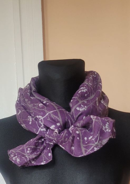 Lekki szalik fiolecik