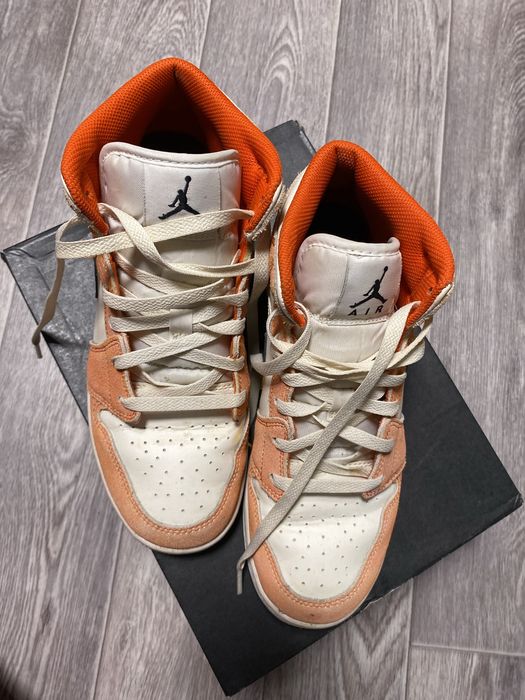 Nike  jordan 1 mid SE 25 см кросівки 40 розмір