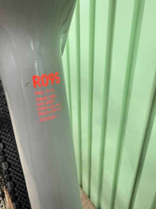 Топовий Карбоновий Гравійний велосипед L 28 Canyon Grizl CF SL