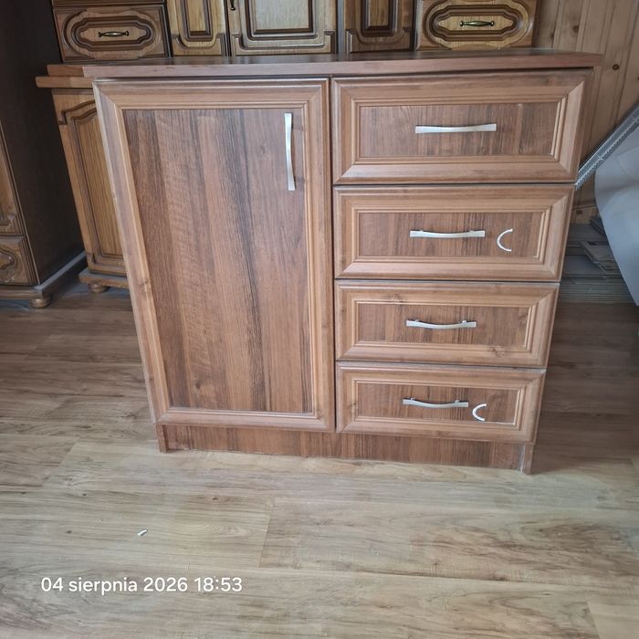 Sprzedam komode uzywana