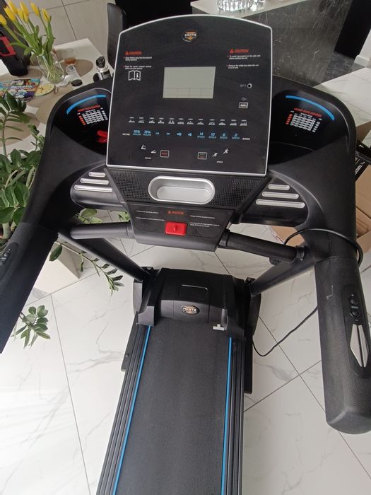 Bieżnia treningowa Hertz Freerun 2 (DK-17)