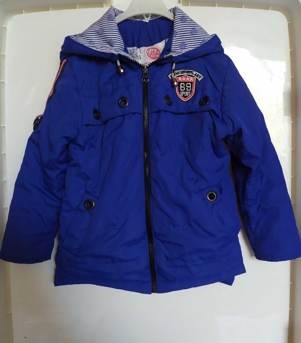 Дитяча куртка осінь-весна