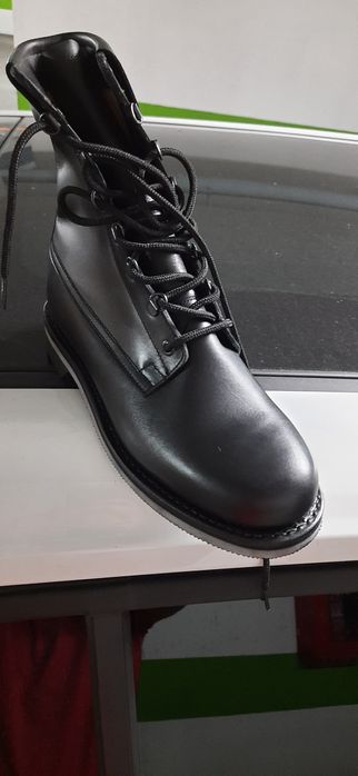 Botas novas N°42