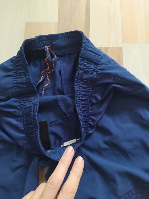 Spodenki krótkie granatowe  rozmiar 128 H&M