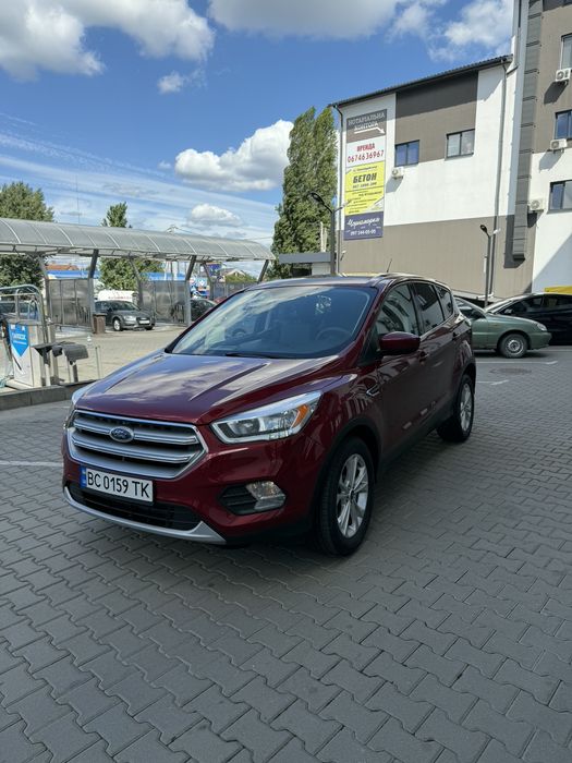 Продам авто ford escape 2017 1.5 червоний 84000 пробігу