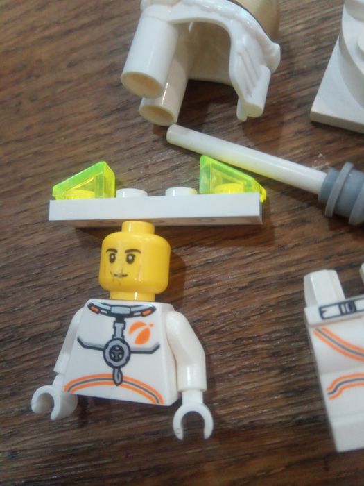 Figurka LEGO City Astronauta Space Explorarion