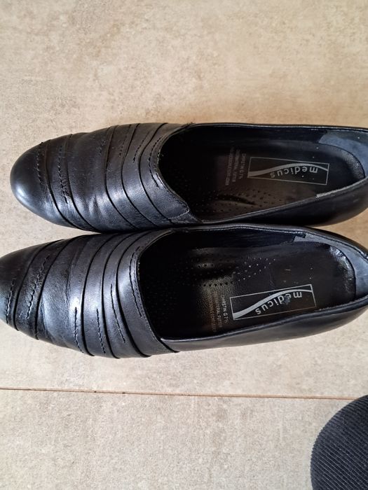 Buty damskie skórzane firmy Medicus 41