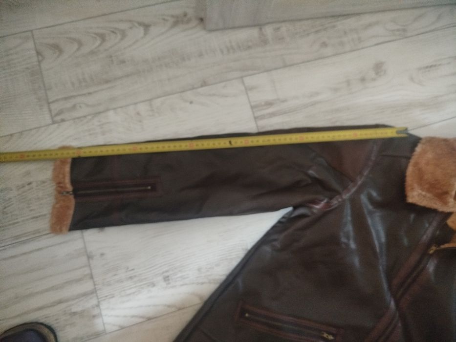 Kurtka pilotka brązowa