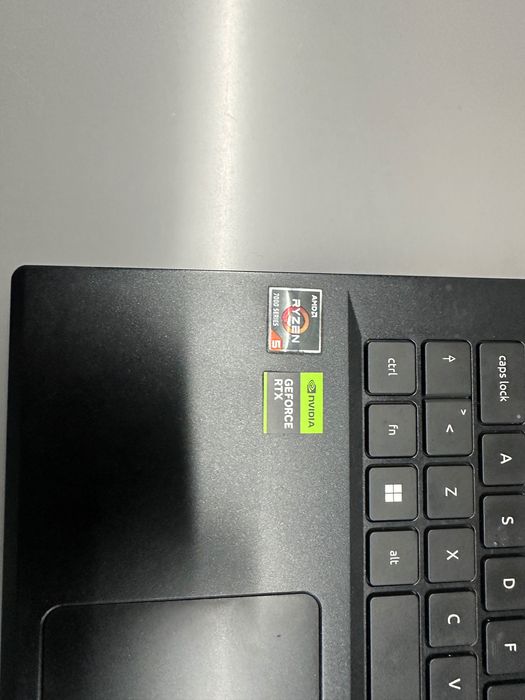 Vendo computador- Acer nitro v15 tem um ano e meio e muito pouco uso