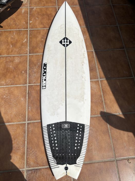 Prancha de Surf 5'8- 24L - 5 Quilhas FCS 2