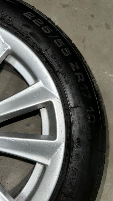 Sprzedam felgi aluminiowe z  oponami letnimi