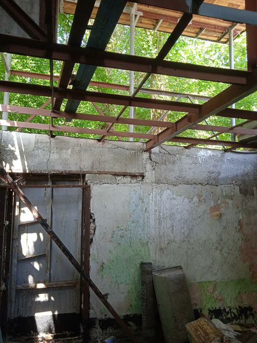 Продам Дачу ,бокс на лодочном причале