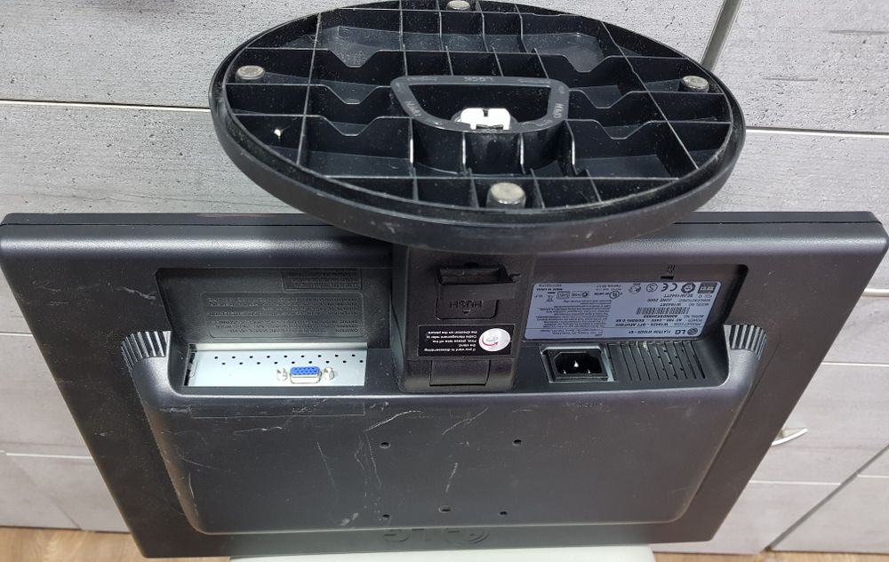 Монитор LG Flatron E1942S-BN