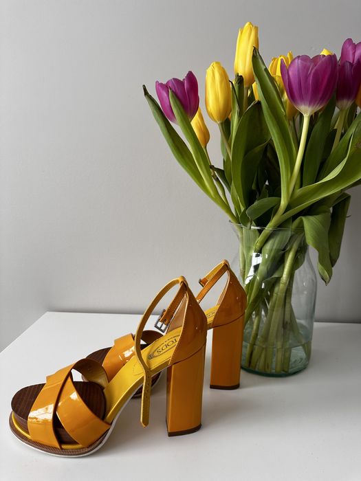 Tods тодс босоніжки 36,5