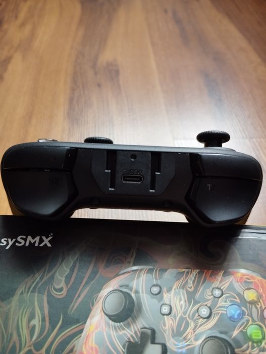 Pad bezprzewodowy EasySMX ESM-9124