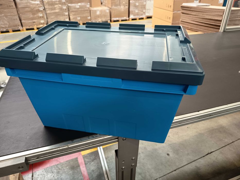 Caixas plásticas arrumação