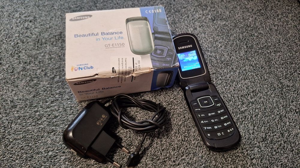 Telefon Samsung GT-E1150 RED Bez simlock! Polskie Menu. + Ładowarka!