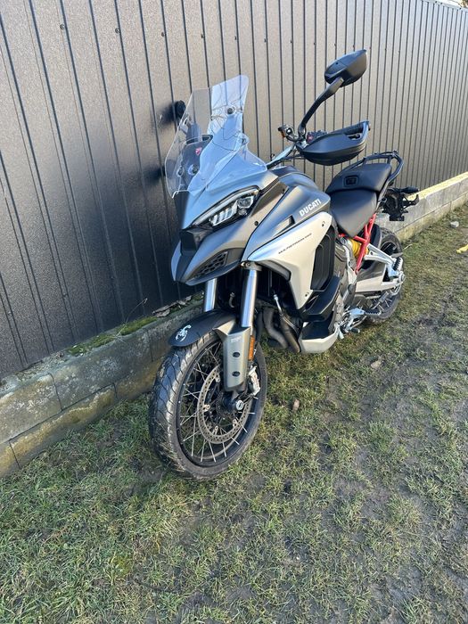 Ducati multistrada v4s 2023